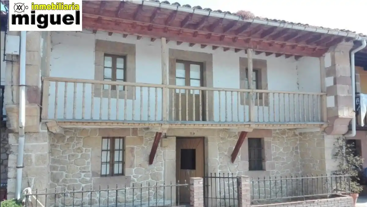 Vista exterior de Casa o chalet en venta en Herrerías con Terraza y Balcón