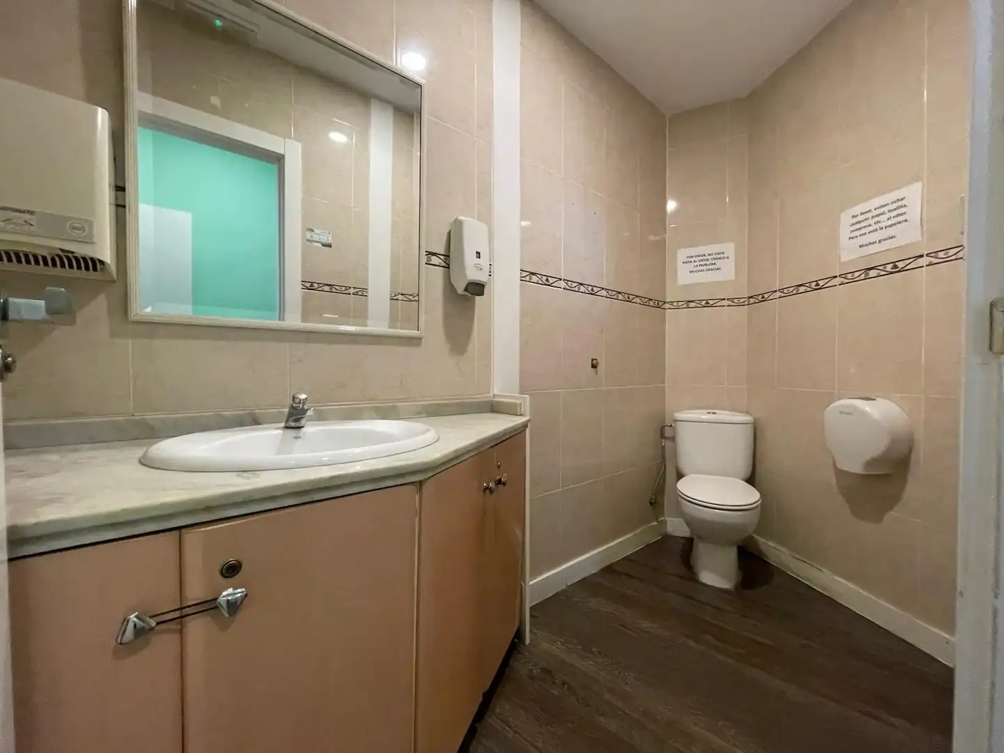 Business premises to rent in Malpartida de Cáceres, imagen 9