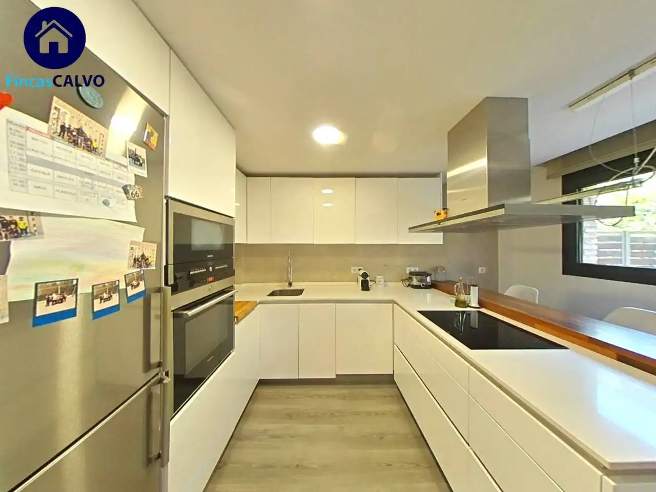 Cocina de Casa adosada en venta en Sant Quirze del Vallès con Aire acondicionado, Calefacción y Jardín privado