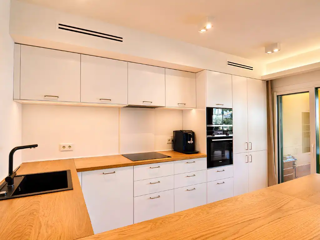 Kitchen of Flat for sale in Fuengirola  with Heating, Terrace and Swimming Pool