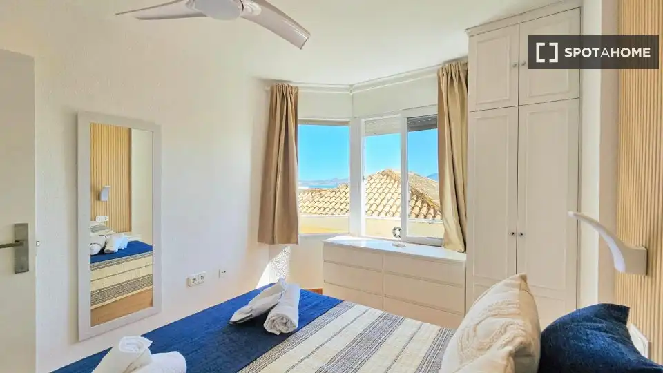 Bedroom of Apartments for share in La Manga del Mar Menor  with Air Conditioner, Terrace and Furnished