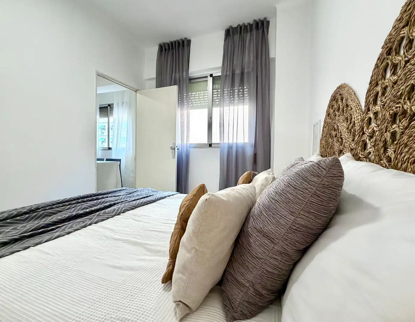 Piso con ascensor en venta en Calle CONCHITA PIQUER 7, imagen 24