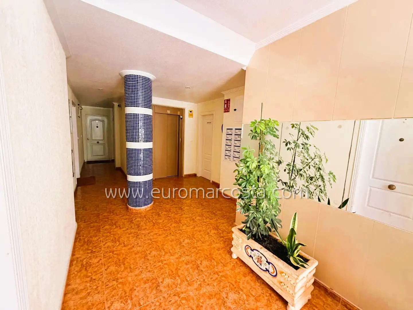 Flat for sale in Guardamar del Segura  with Air Conditioner, Heating and Terrace