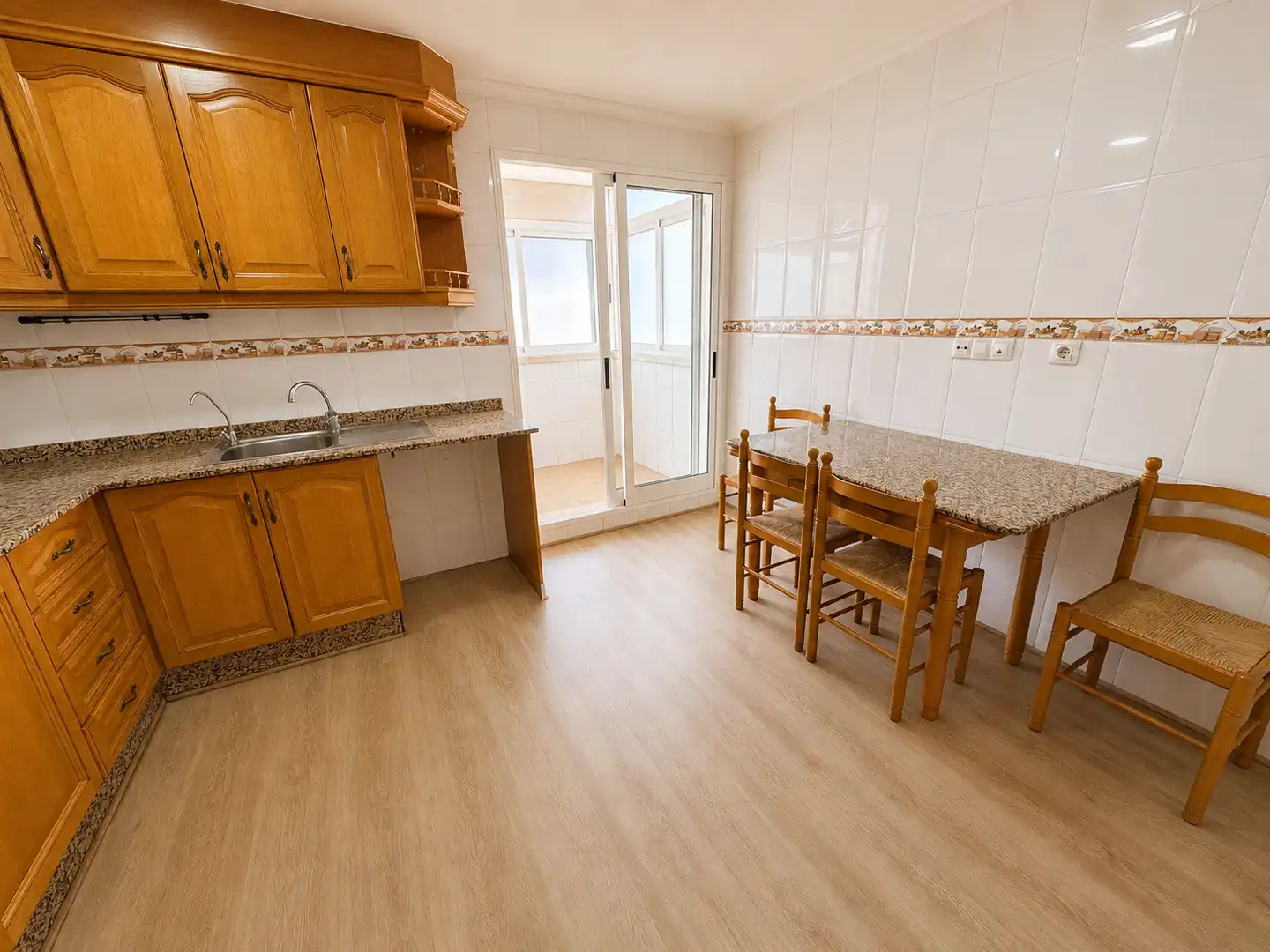 Wohnung mit Terrasse zum Verkauf in Carrer Maria Cristina 10, imagen 3