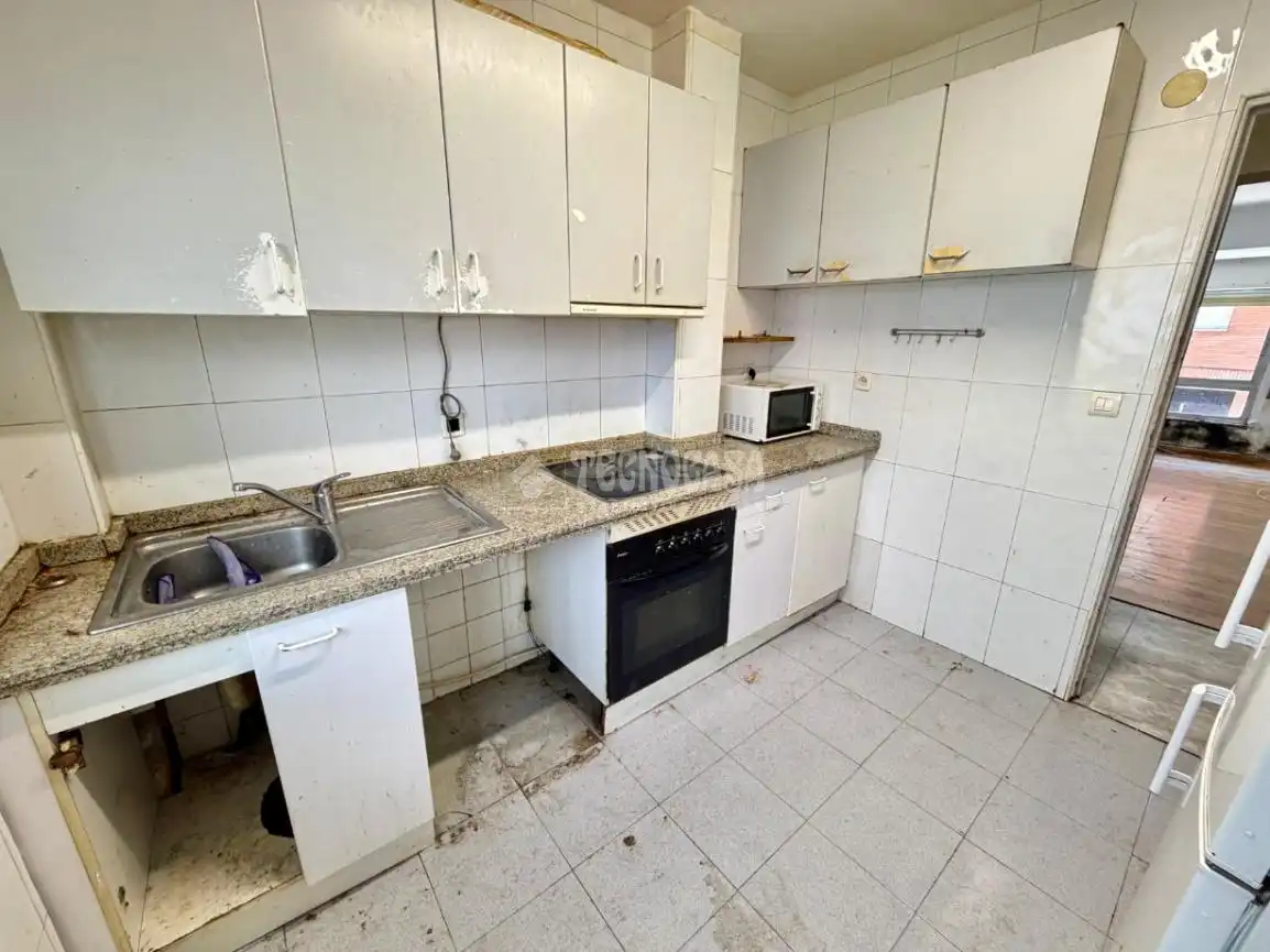 Cocina de Piso en venta en León Capital  con Calefacción, Parquet y Balcón
