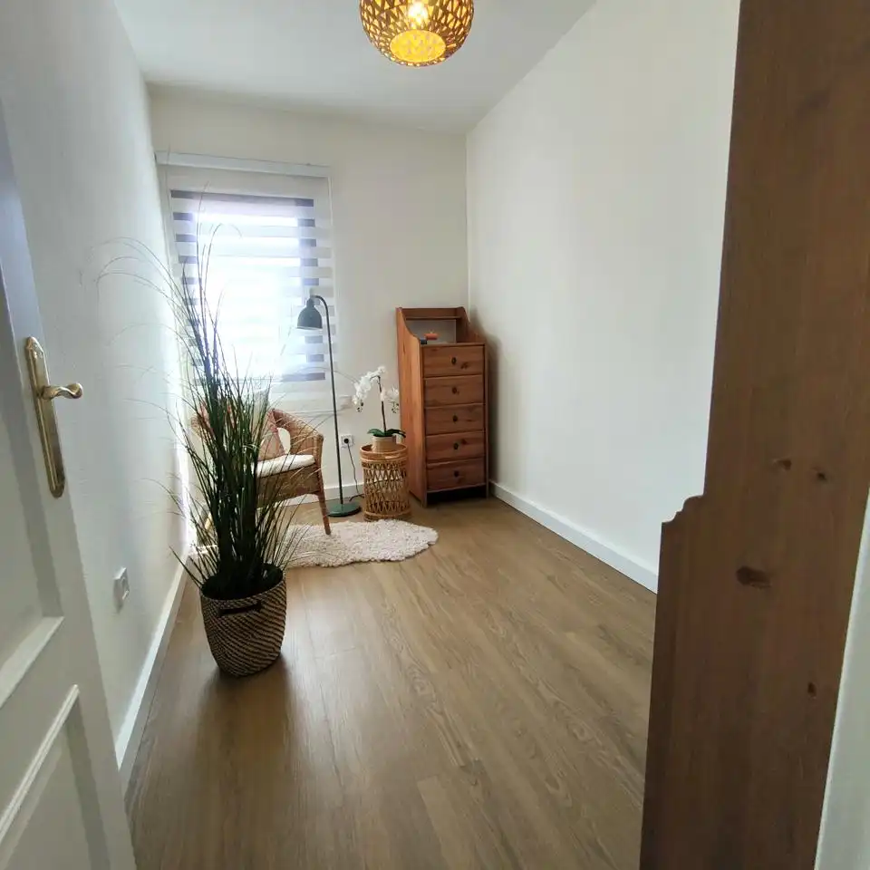 Habitación de Dúplex de alquiler en Agüimes con Terraza, Trastero y Amueblado