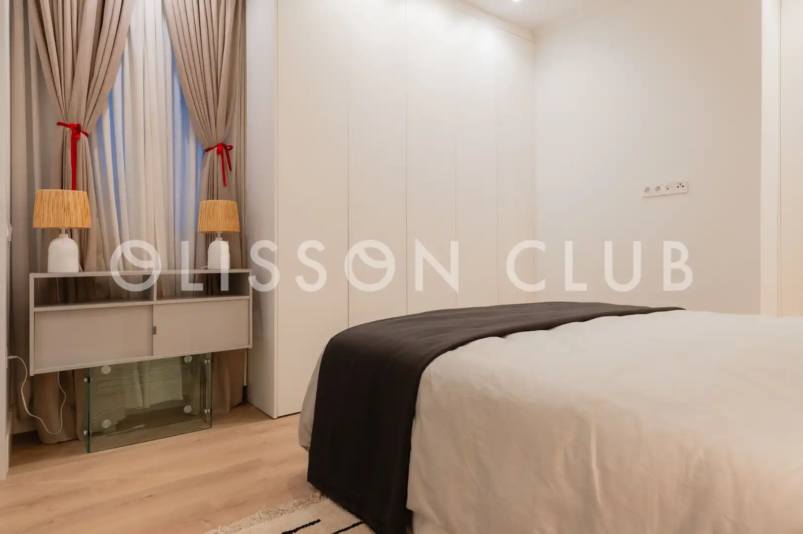 Bedroom of Flat for sale in Madrid  with Air Conditioner, Heating and Storage room
