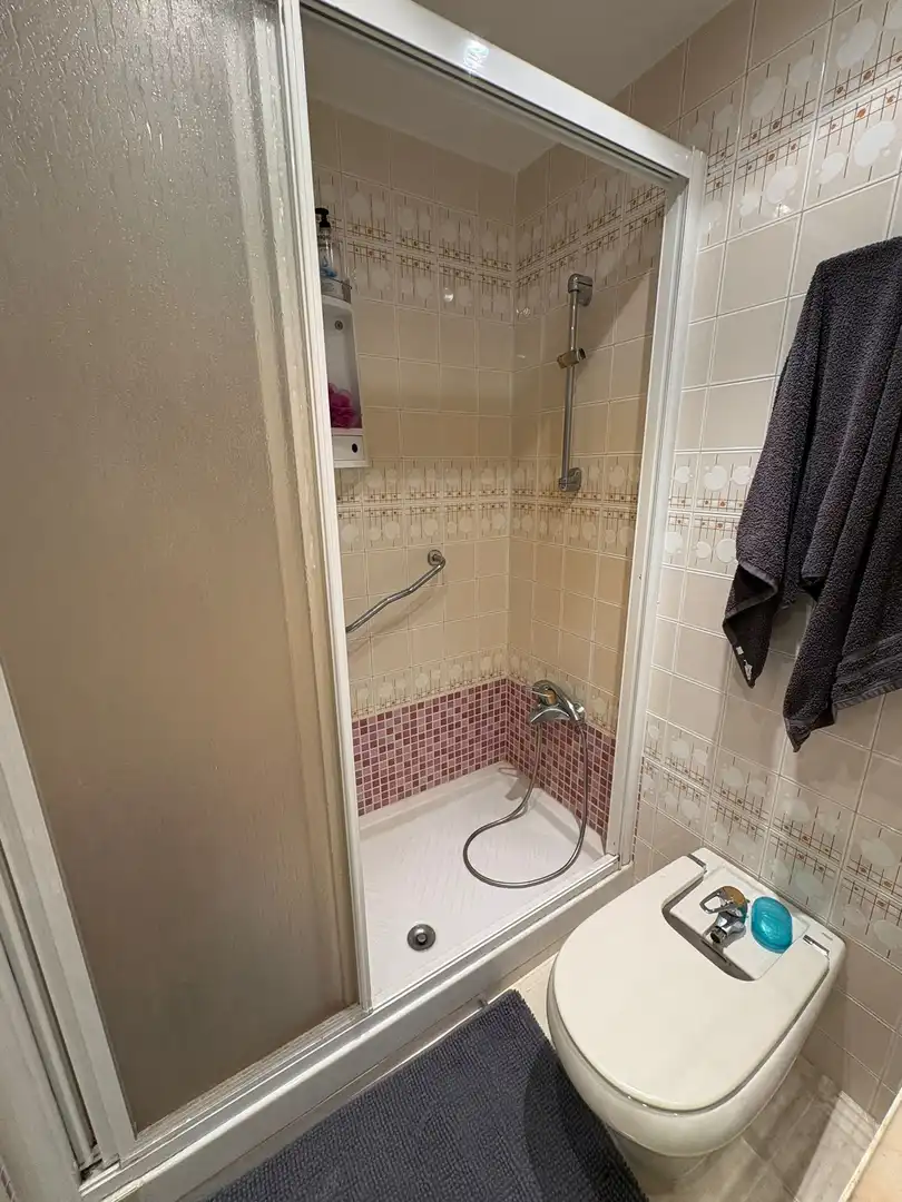 Baño de Piso en venta en Alcorcón con Aire acondicionado