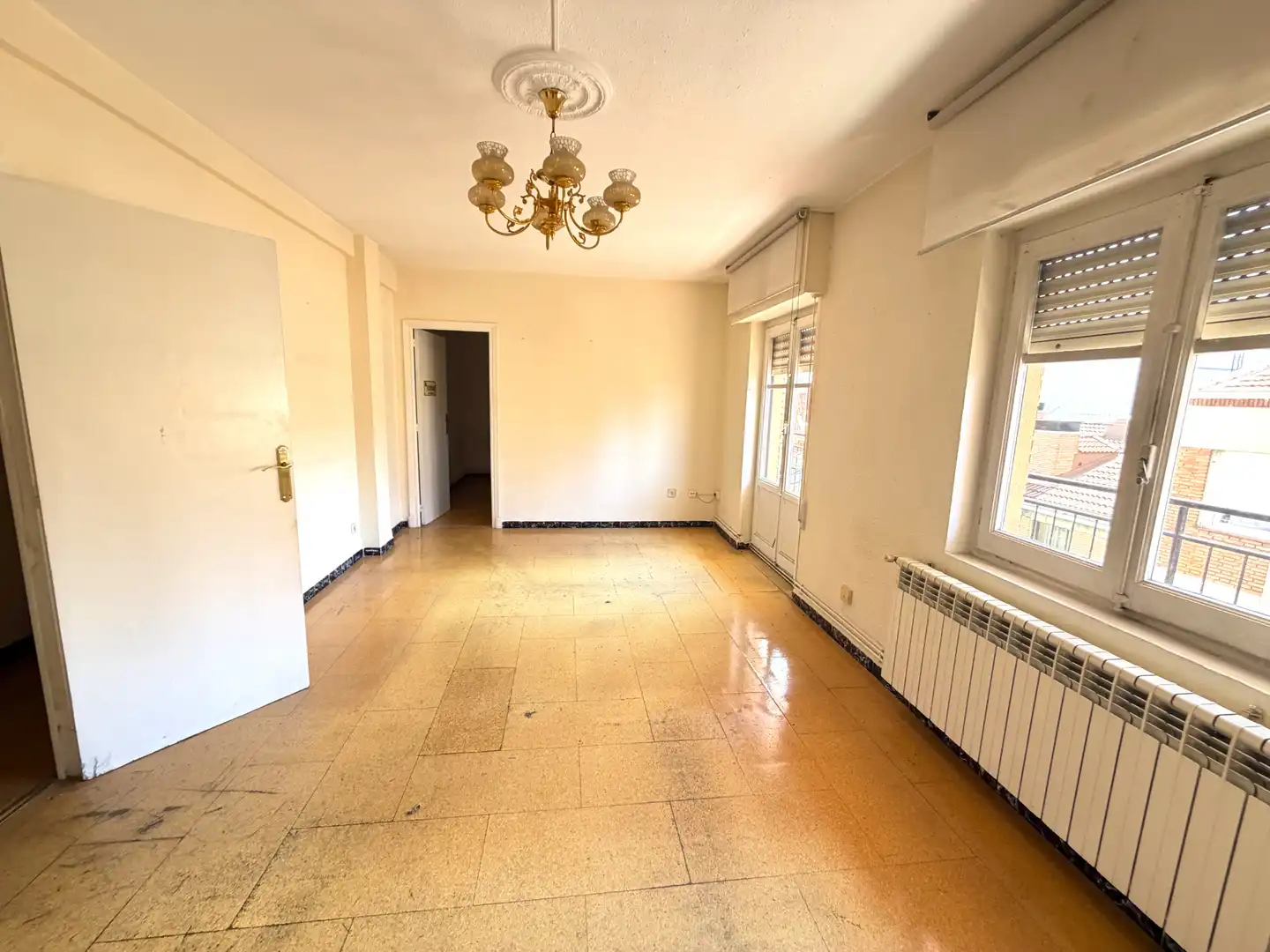 Sala de estar de Piso en venta en Valladolid con Calefacción, Terraza y Balcón