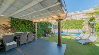 Terrassa de Casa adosada en venda en Arroyomolinos (Madrid) amb Aire condicionat, Terrassa i Piscina