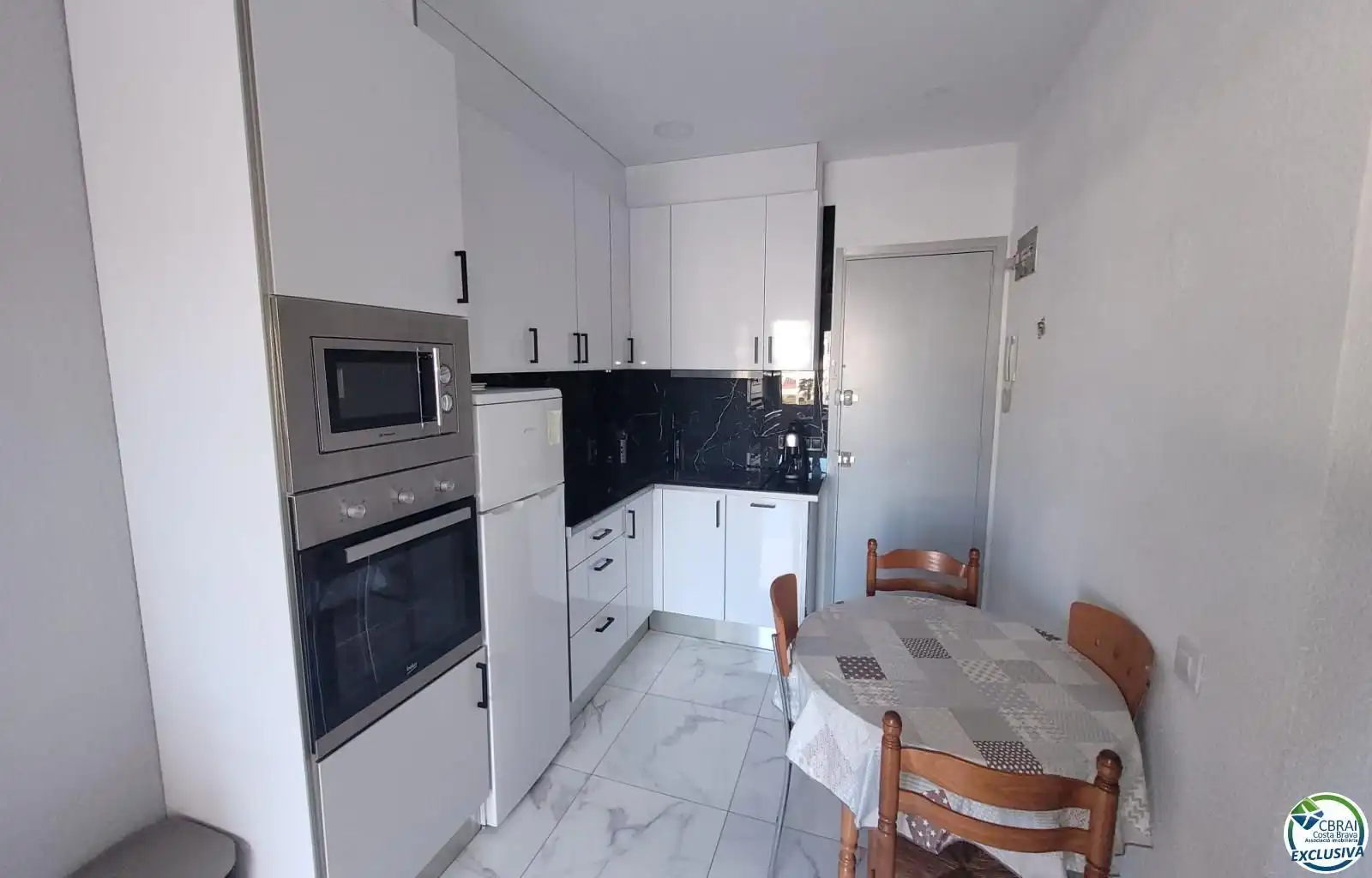 Appartement compact à vendre à Calle Poblat Tipic, imagen 3