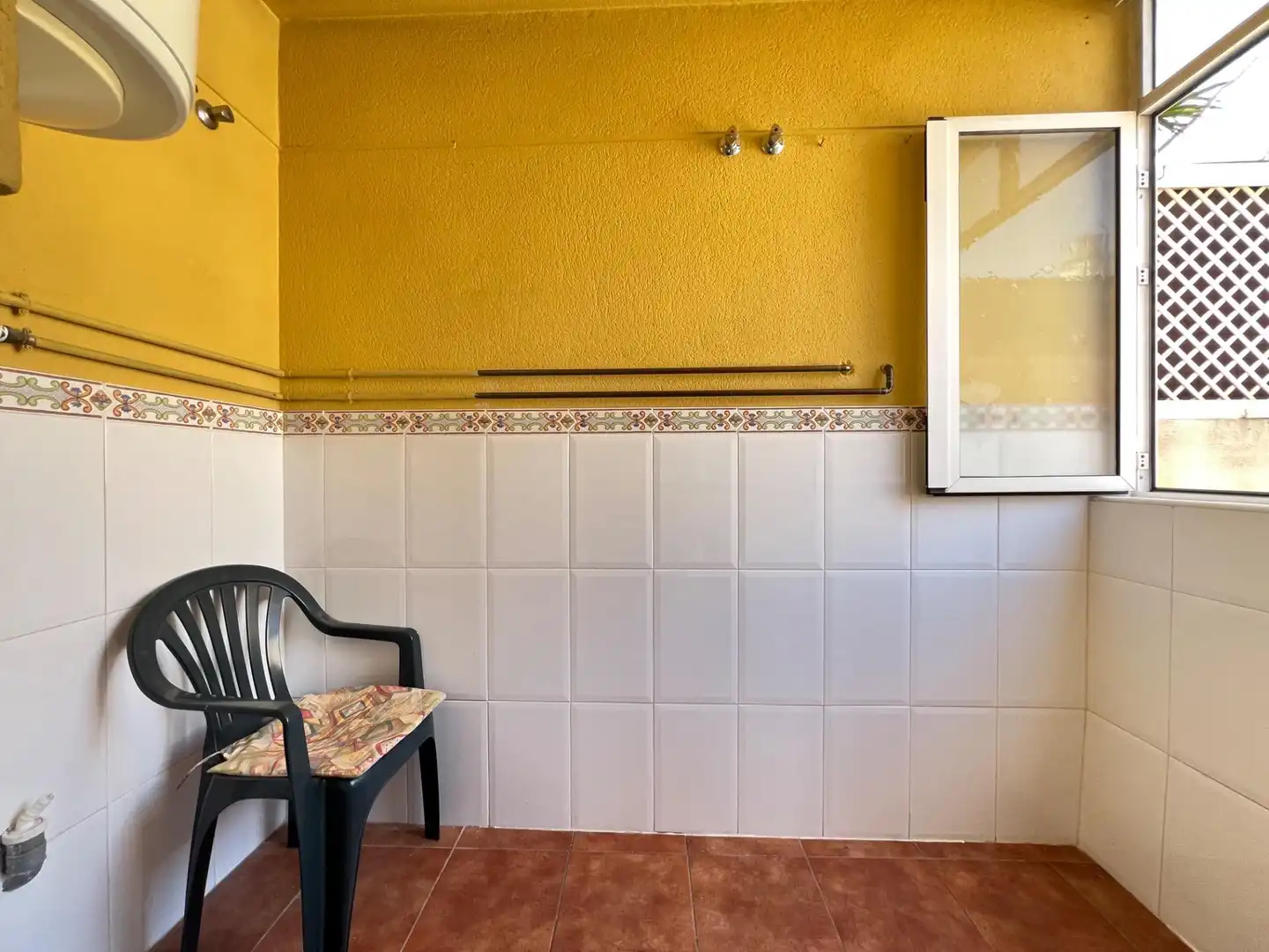 Badezimmer von Dachboden zum Verkauf in Torremolinos mit Klimaanlage, Heizung und Terrasse