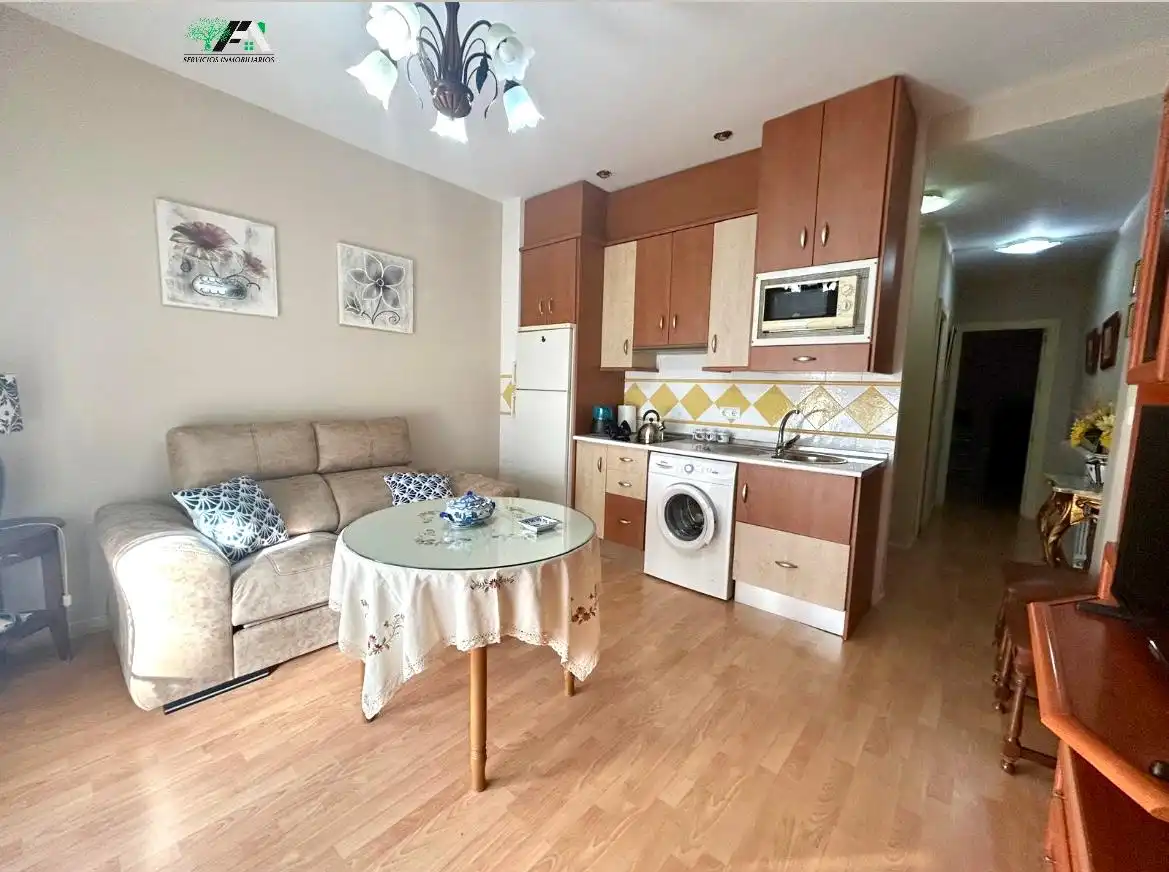 Flat to rent in Calle Almería, imagen 2