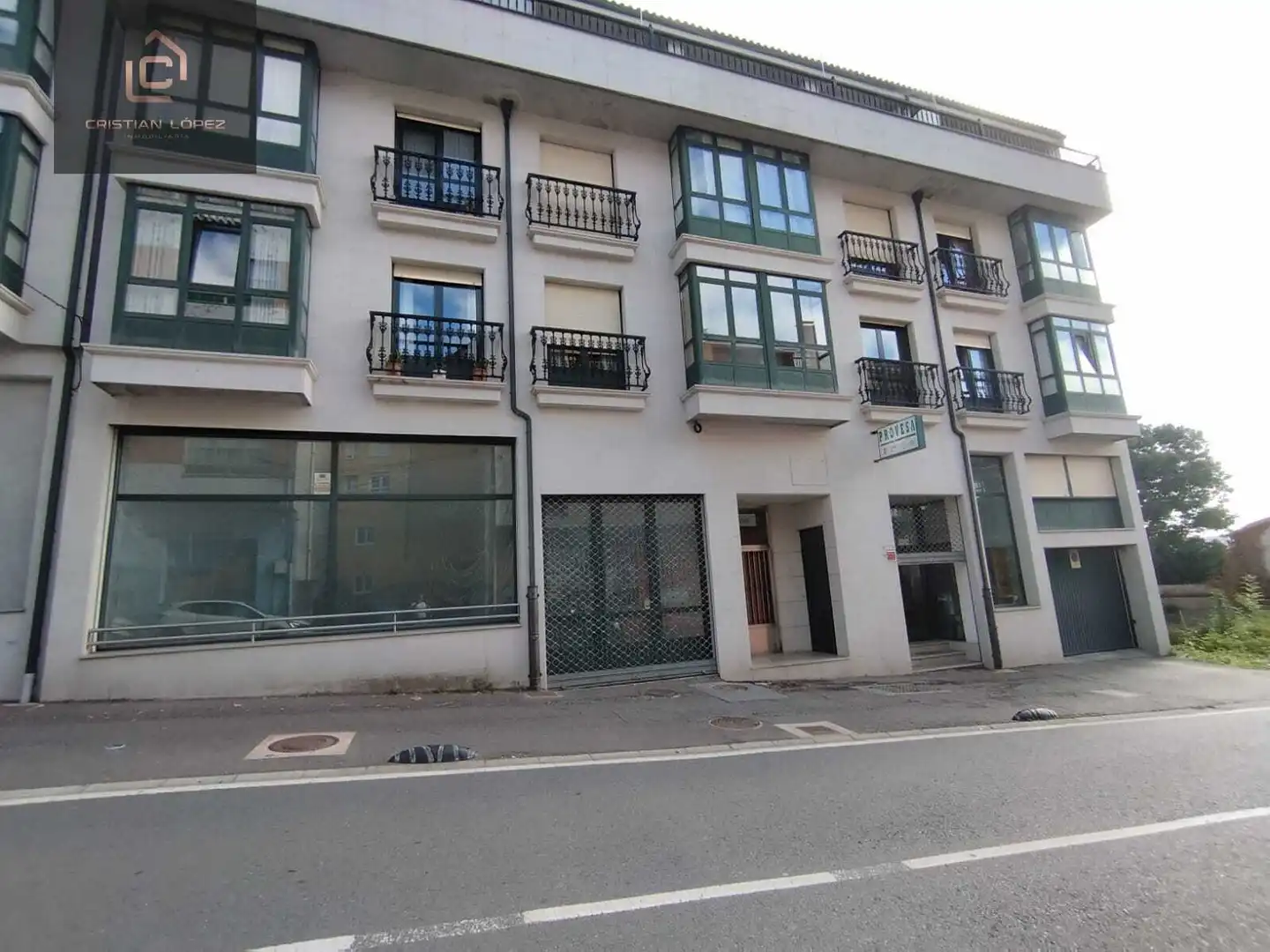 Local comercial en venta en Rúa Rosalía de Castro 23, imagen 15