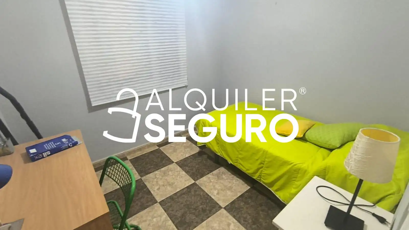 Schlafzimmer von Wohnung zur Miete in Sevilla mit Klimaanlage und Möbliert