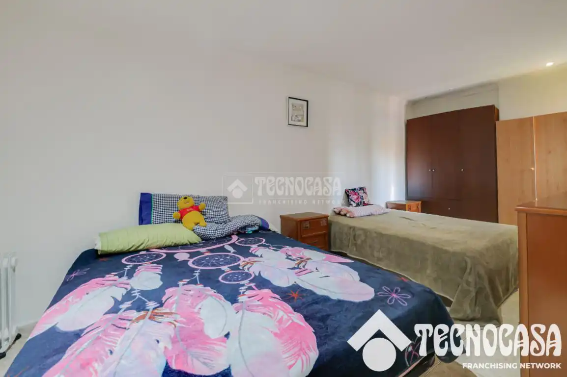 Bedroom of Flat for sale in Viladecans