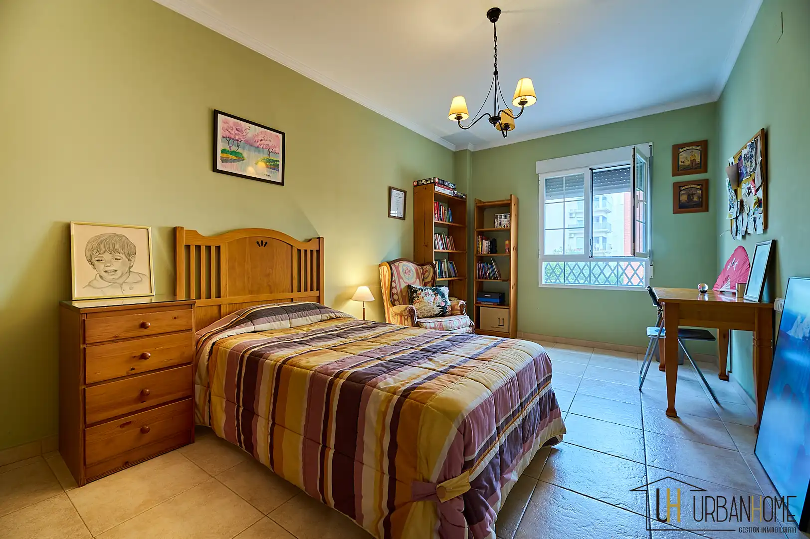 Habitación de Casa adosada en venta en Rocafort con Aire acondicionado, Calefacción y Balcón