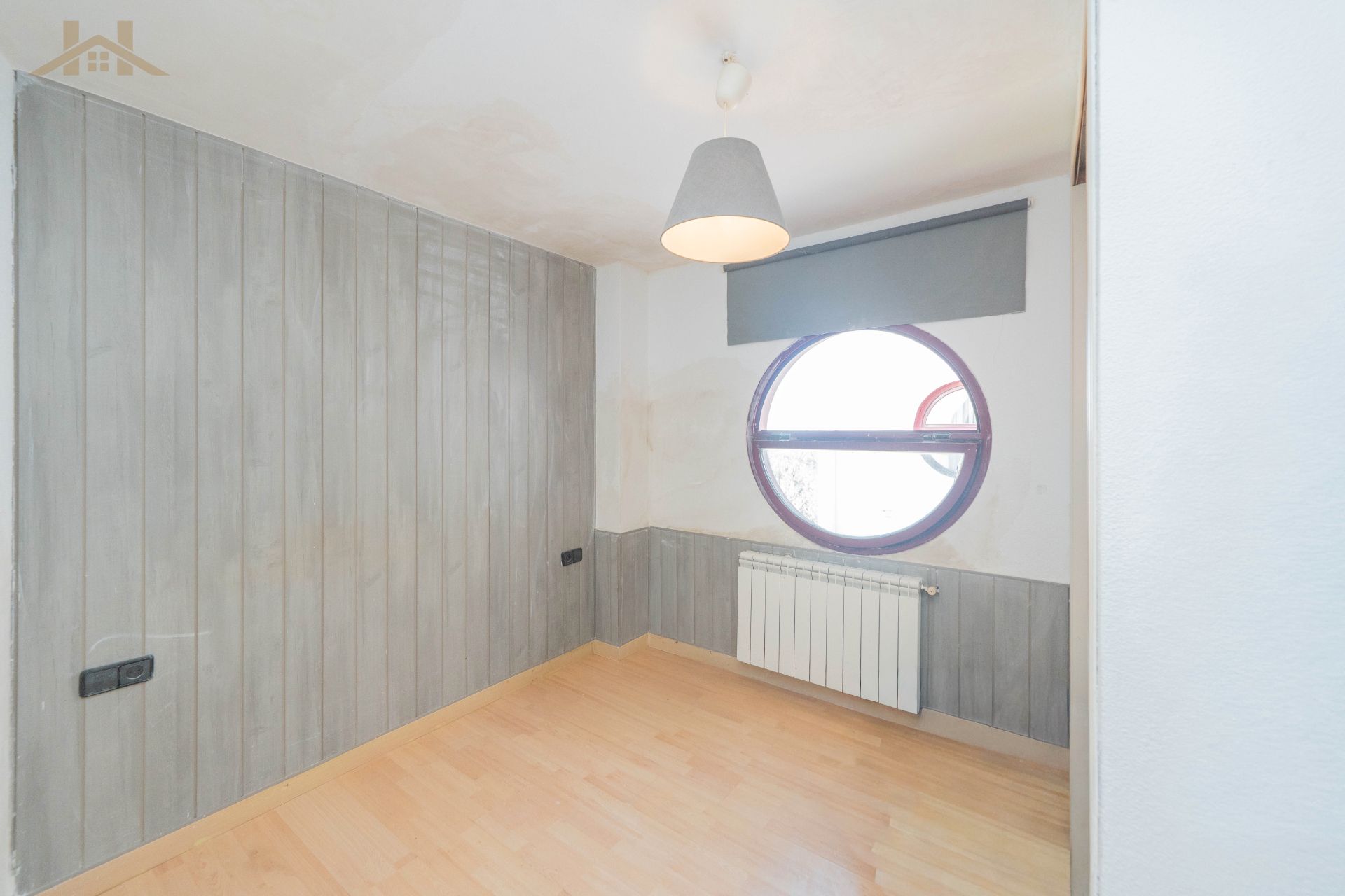 Bedroom of Attic for sale in Miraflores de la Sierra  with Heating, Storage room and Furnished