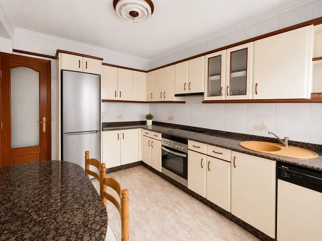 Küche von Wohnung zum Verkauf in Siero mit Heizung und Terrasse