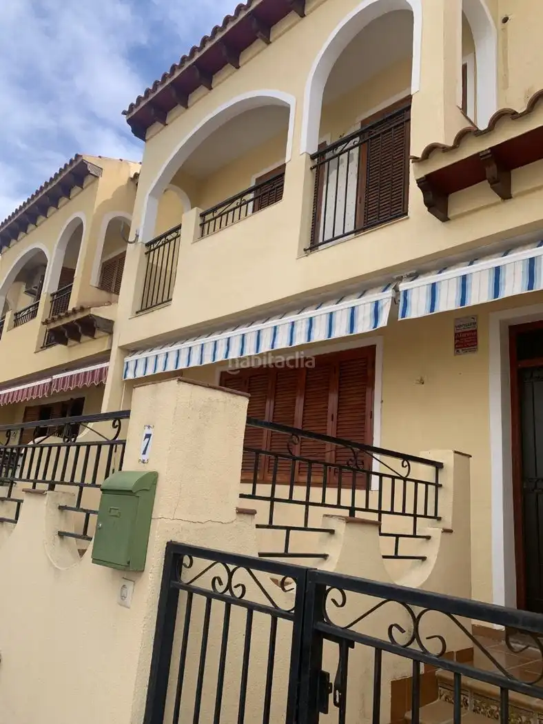 Duplex in vendita a Calle Milagros 8