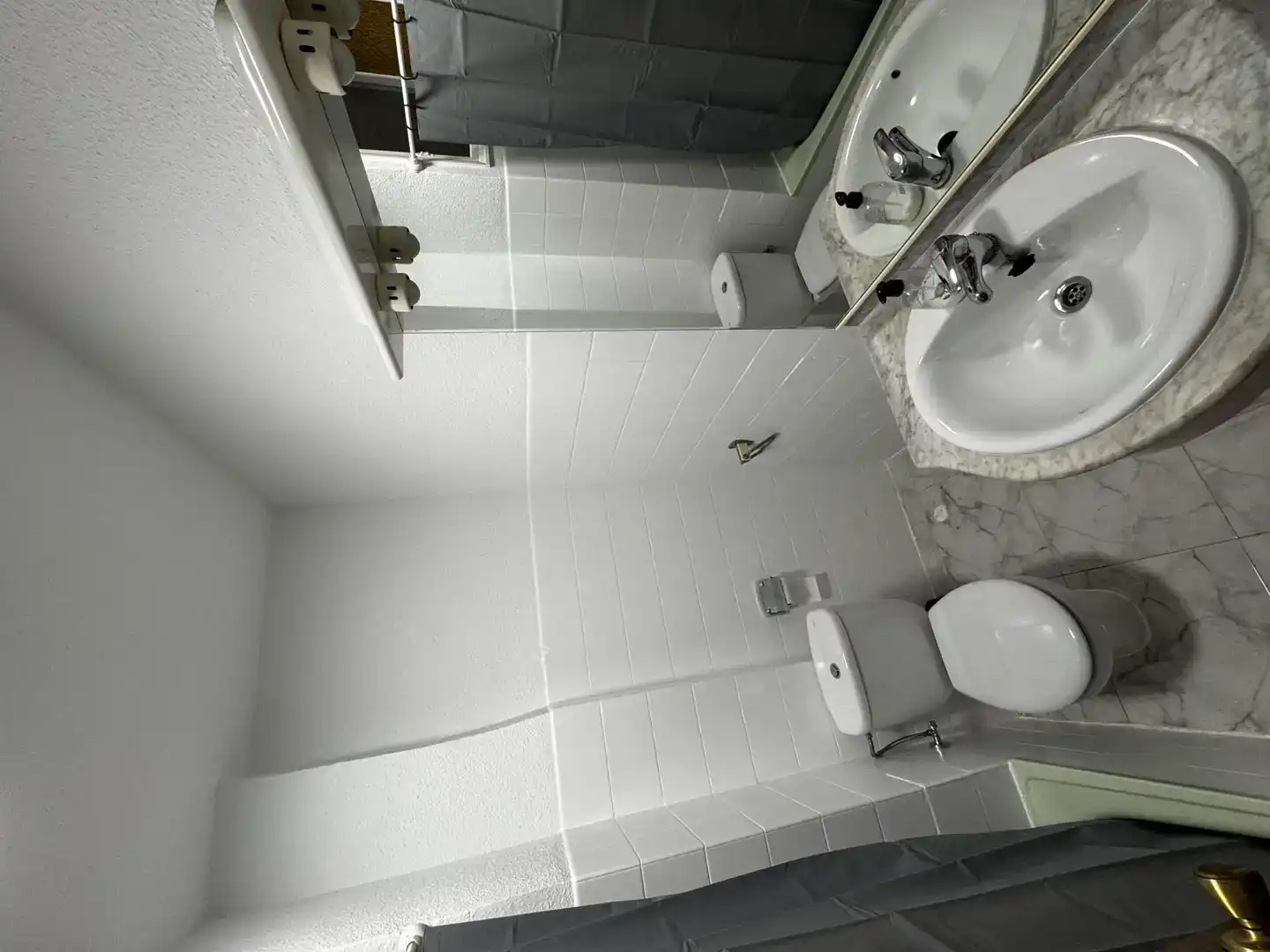 Badezimmer von Wohnung zur Miete in Elche / Elx mit Möbliert