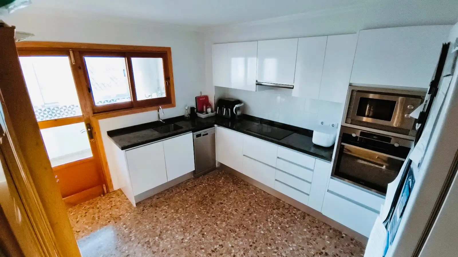 Kitchen of Apartments for sale in Oliva  with Air Conditioner, Heating and Terrace