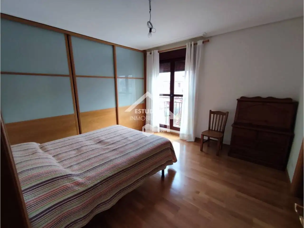 Bedroom of Detached homes for sale in Canillas de Río Tuerto  with Heating, Parquet flooring and Terrace