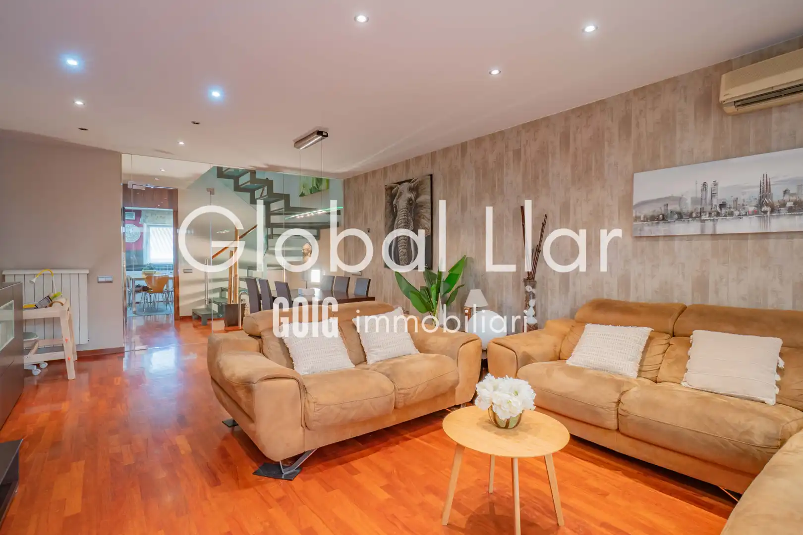 Detached homes for sale in Carrer de Joanot Martorell, Gràcia