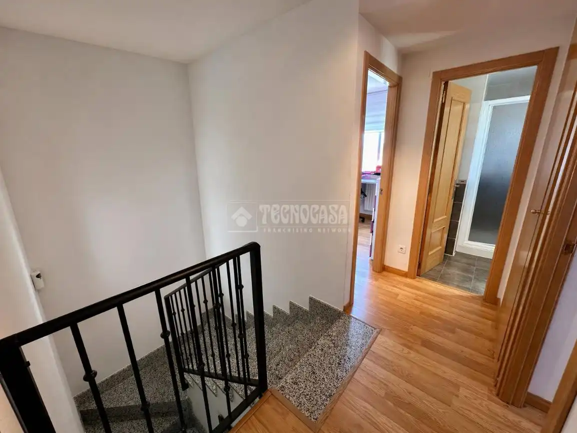Casa adosada en venta en Fontanar con Calefacción