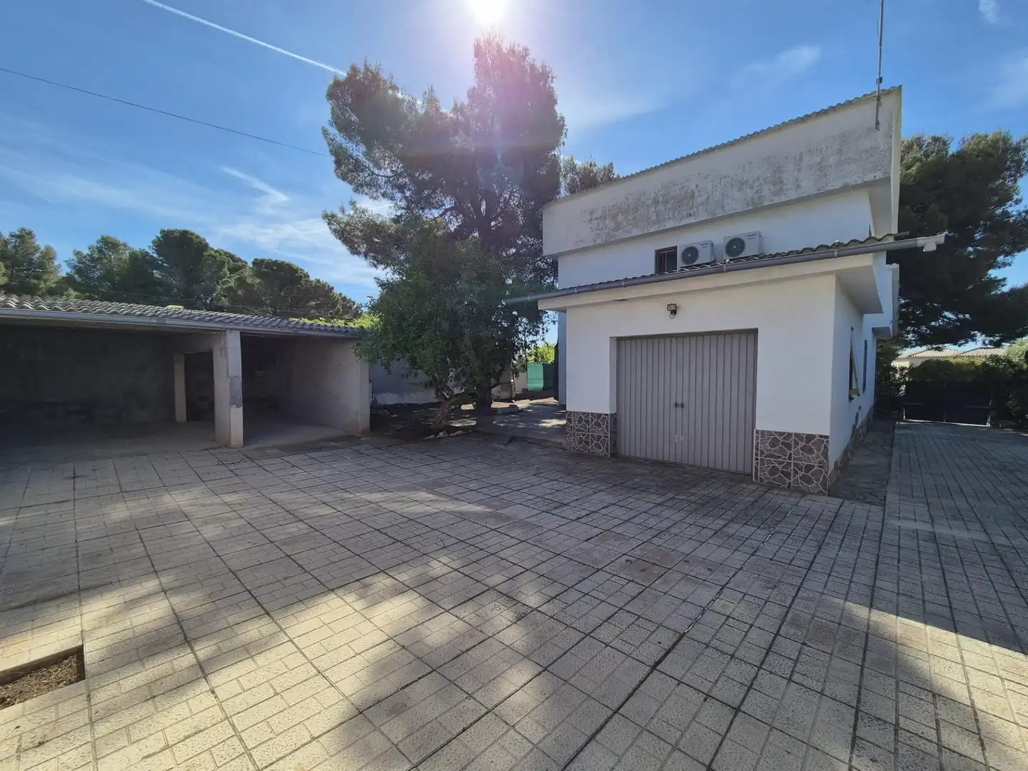 Vista exterior de Casa o xalet en venda en El Vendrell amb Jardí privat i Terrassa
