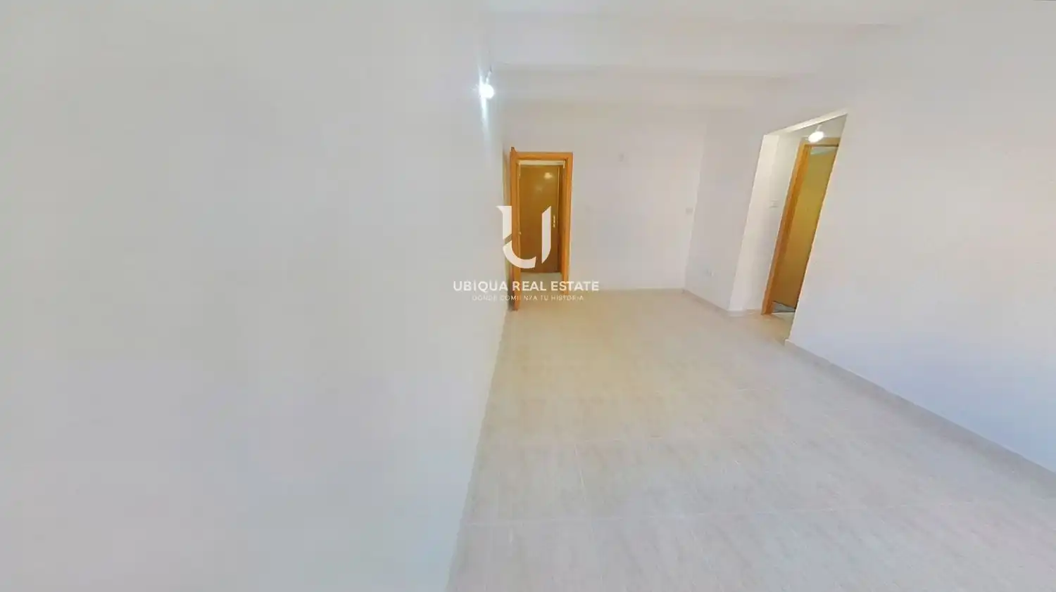 Wohnung zum Verkauf in Sant Feliu de Llobregat mit Heizung und Ofen