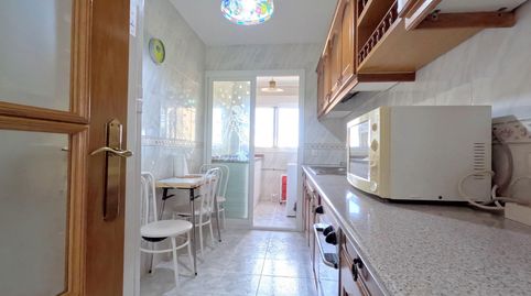 Foto 3 de Piso en venta en Los Boliches, Fuengirola