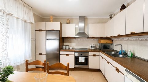 Foto 3 de Casa o xalet en venda a Avenida Do Aeroporto, 169, Lavadores, Vigo