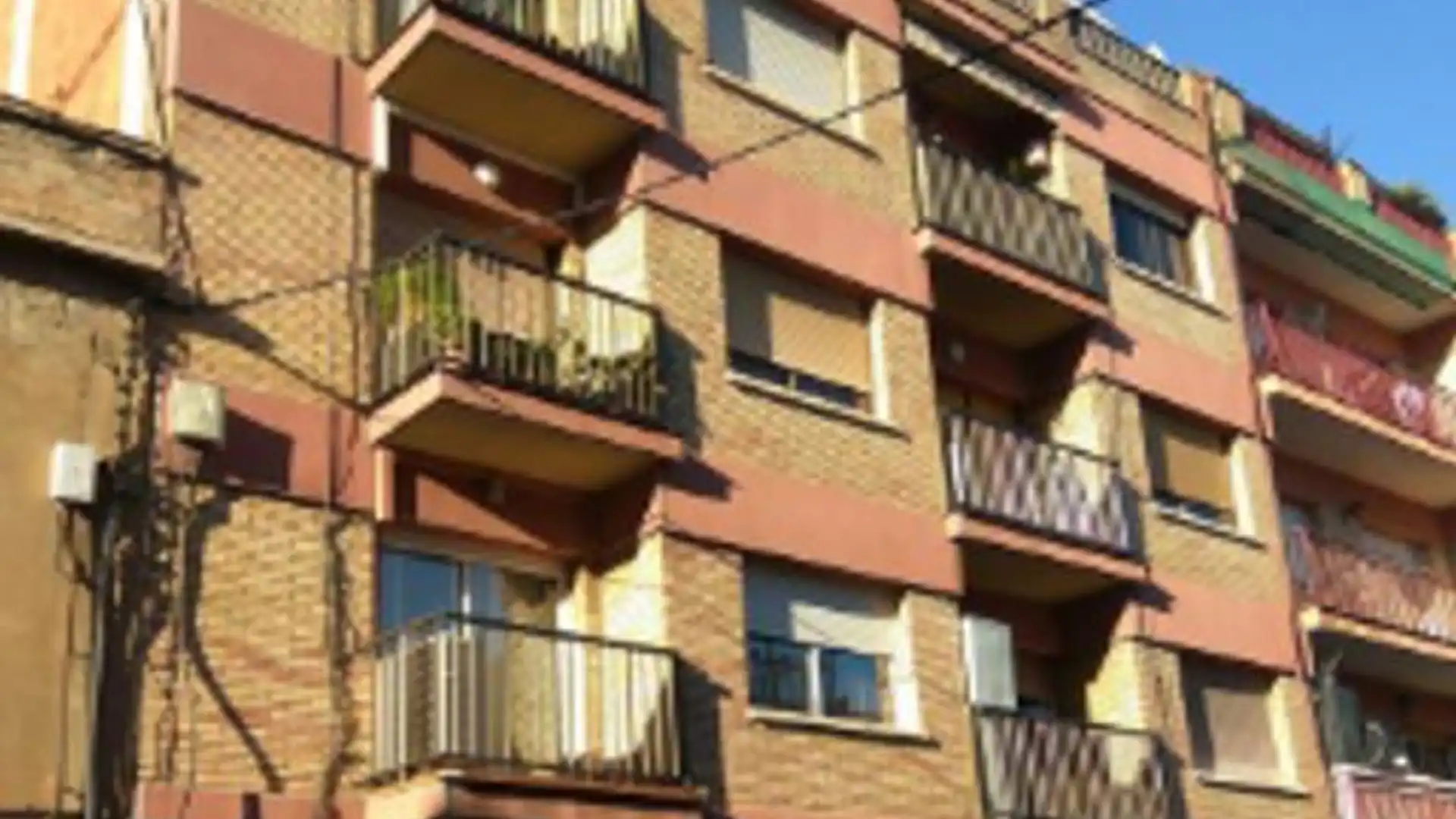 Vista exterior de Àtic en venda en Sant Boi de Llobregat