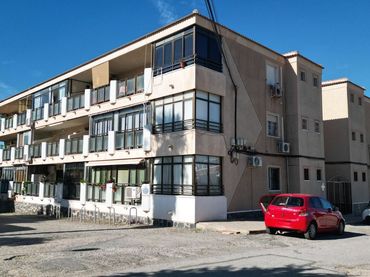 Apartament en venda a Zona Carrefour - Urbanizaciones