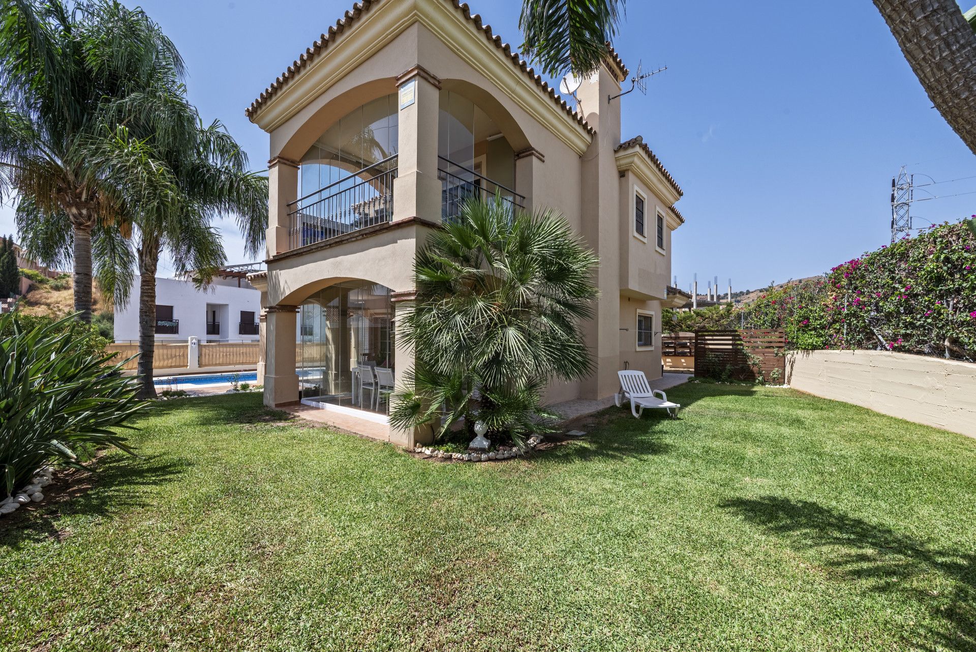 Jardí de Casa o xalet en venda en Mijas amb Aire condicionat, Jardí privat i Terrassa