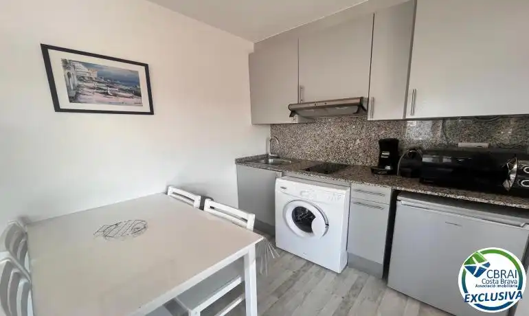 Apartment with pool for sale in Avinguda Port Canigó, imagen 12