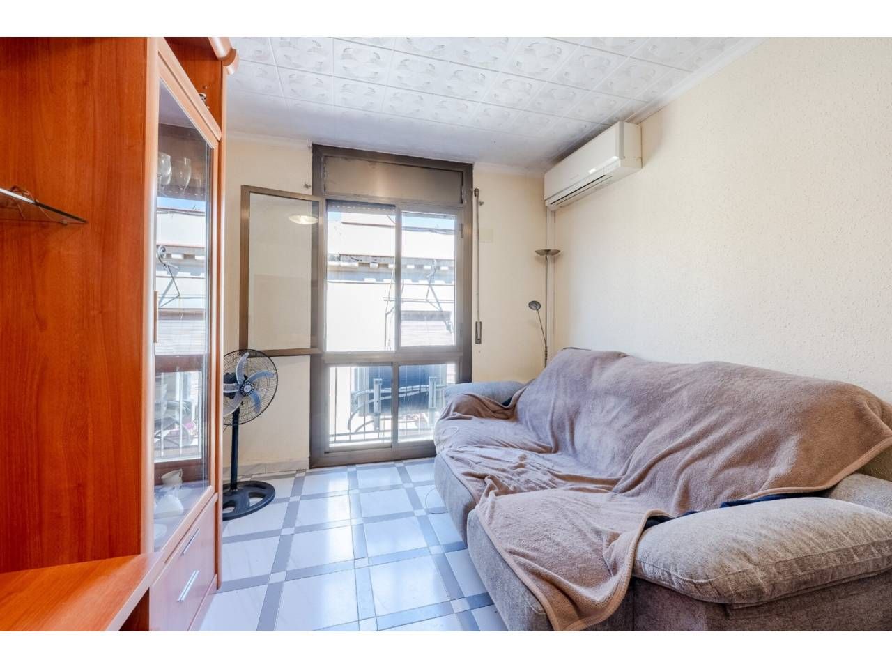 Bedroom of Flat for sale in  Barcelona Capital  with Air Conditioner
