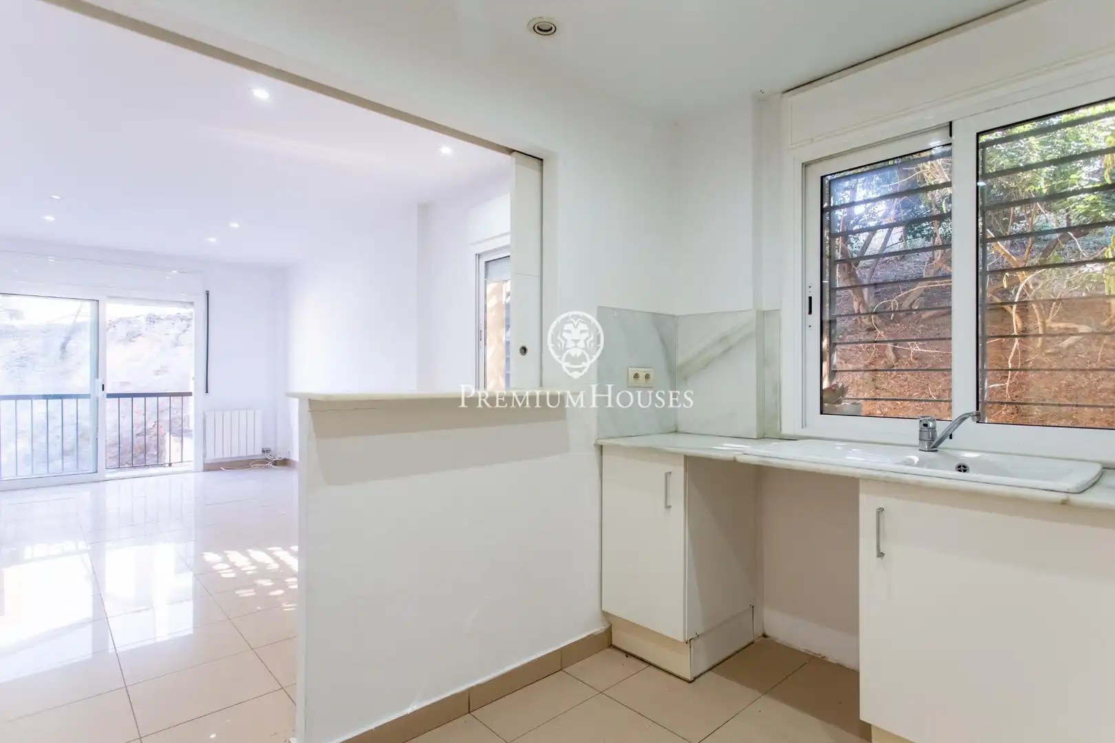 Außenansicht von Maisonette zum Verkauf in Alella mit Heizung, Balkon und Alarm