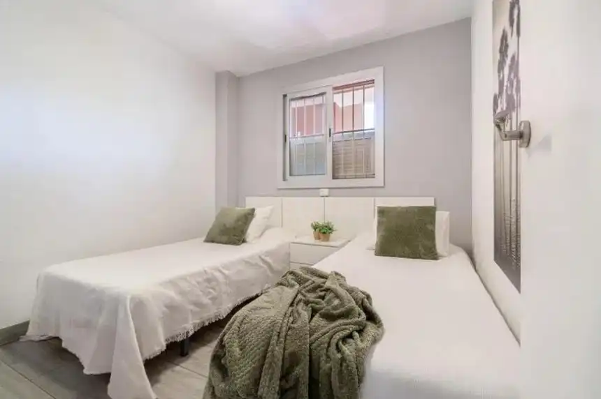 Bedroom of Flat for sale in Salou  with Air Conditioner, Heating and Oven