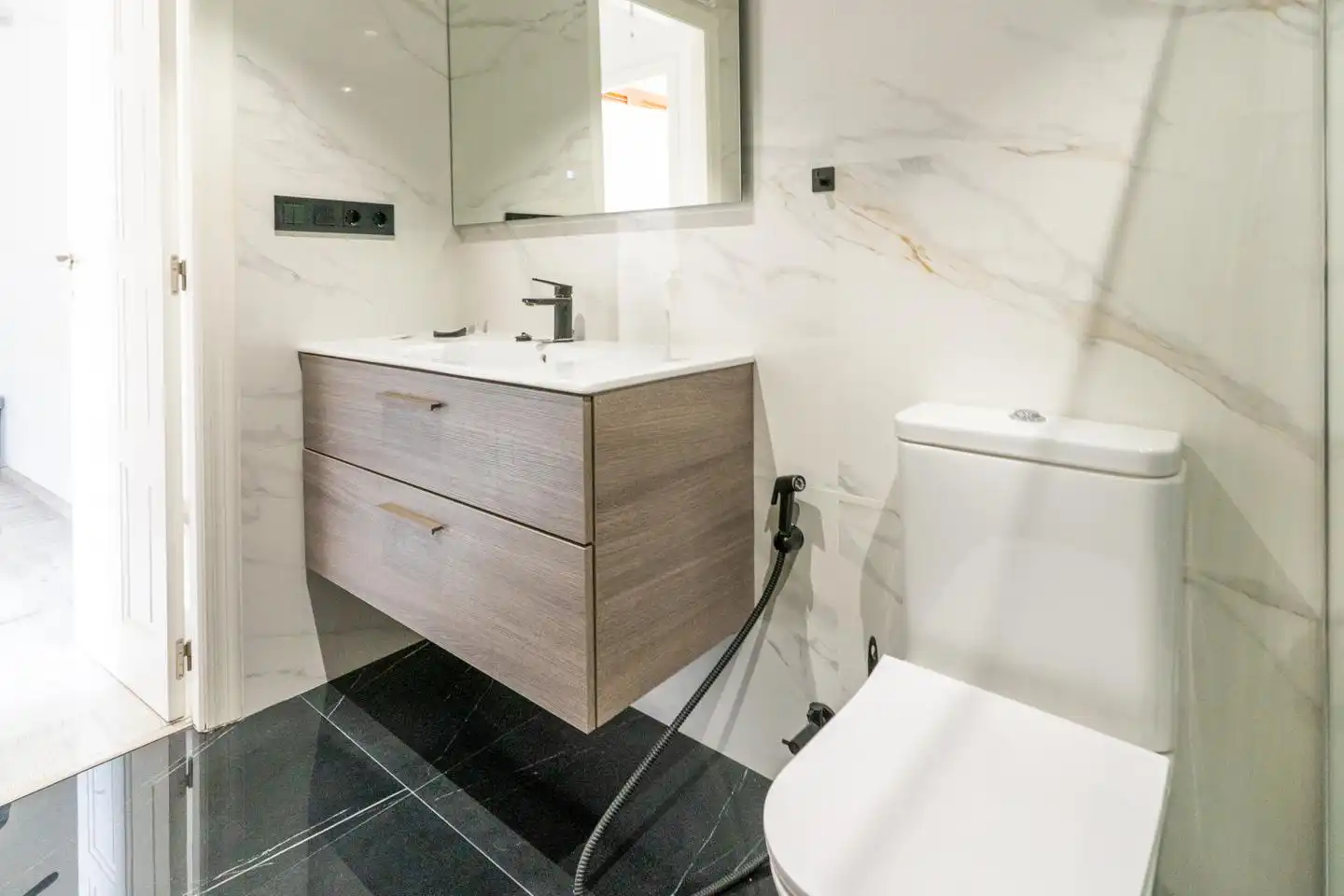 Bathroom of Detached homes for sale in Santa Pola  with Air Conditioner, Private garden and Parquet flooring