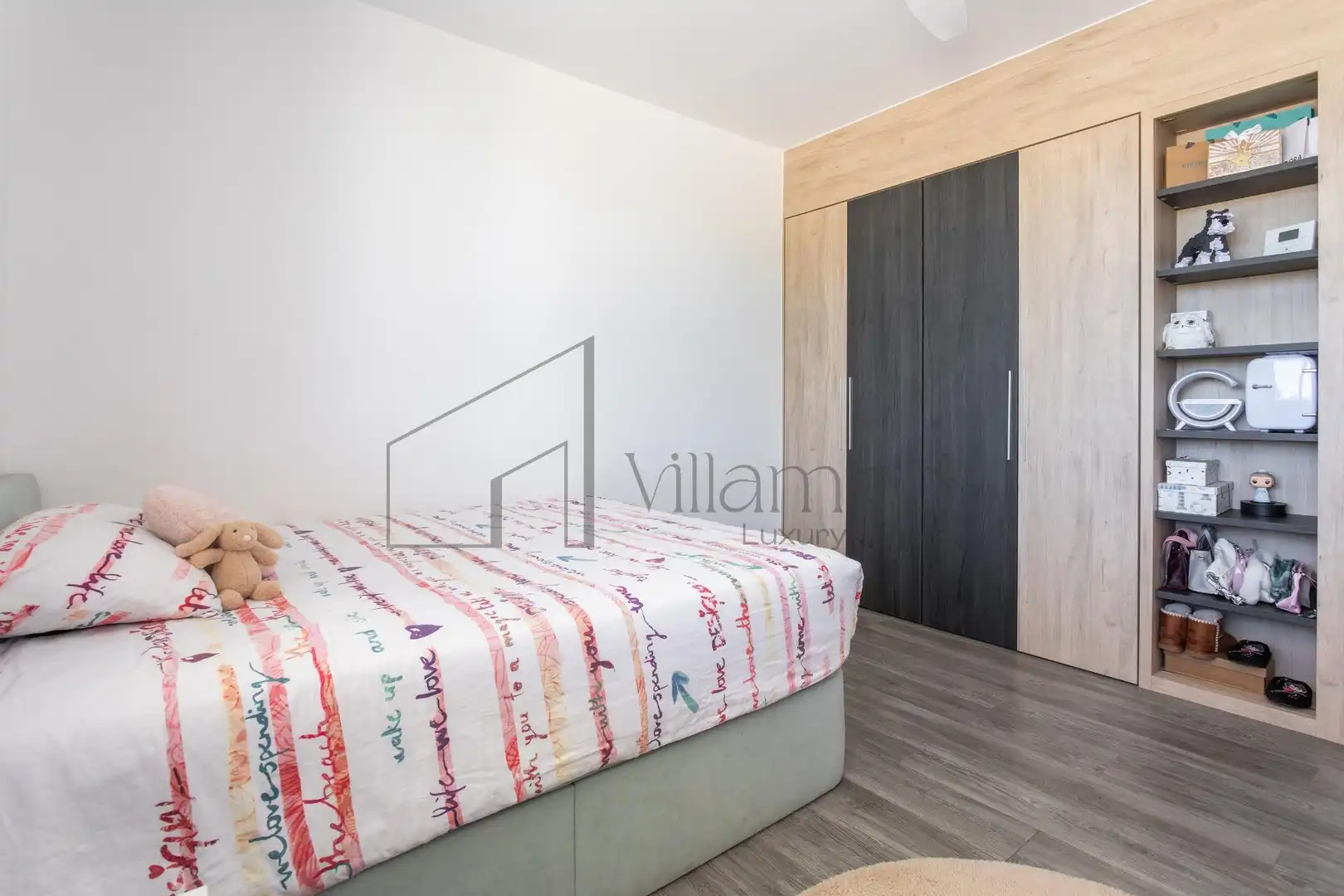 Habitación de Casa o chalet en venta en L'Eliana con Aire acondicionado, Calefacción y Jardín privado