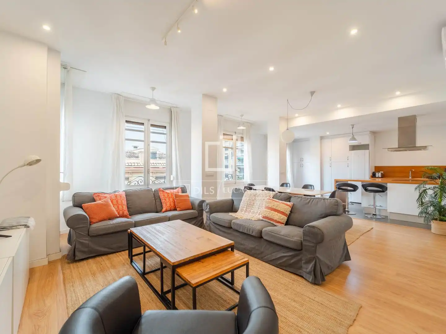 Flat with lift to rent in Extramurs, imagen 2