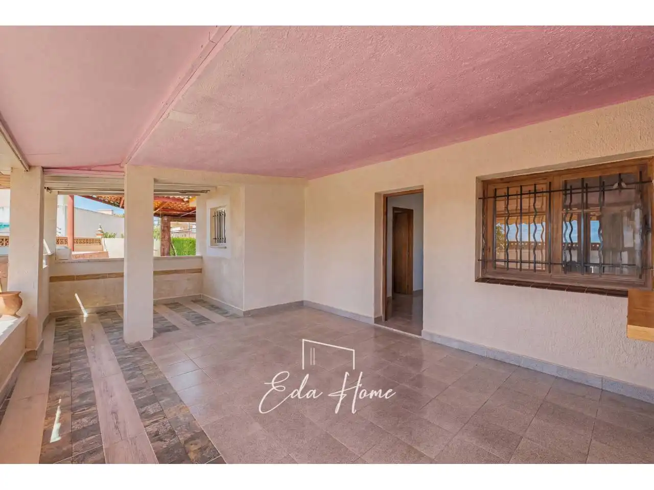Terrace of Houses for sale in Vilanova i la Geltrú
