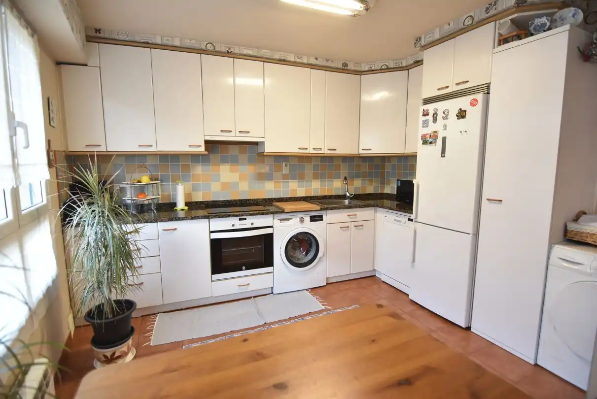 Cocina de Piso en venta en Soraluze / Plasencia de las Armas con Calefacción y Trastero