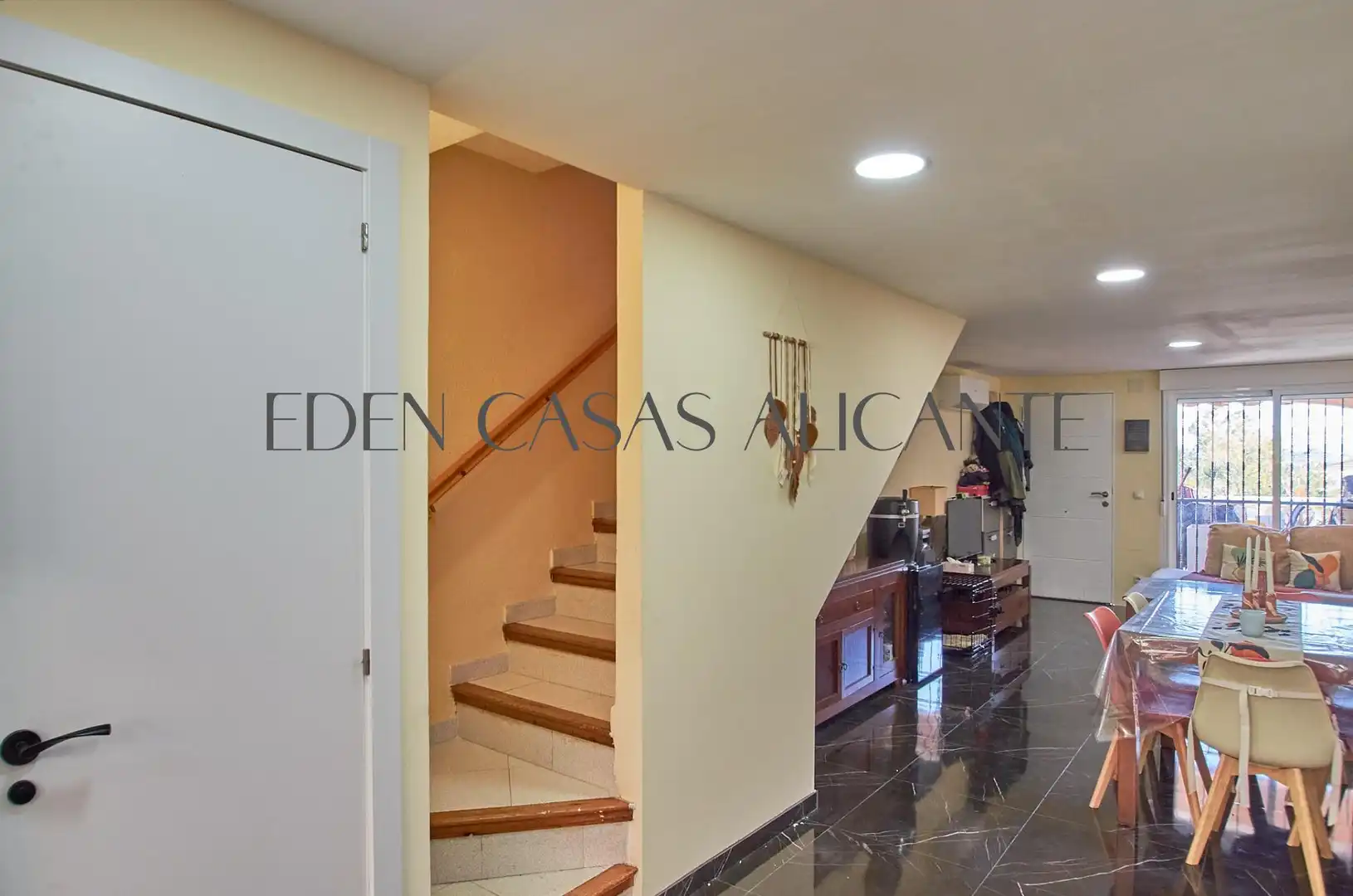 Casa adosada en venta en El Campello con Aire acondicionado, Jardín privado y Terraza