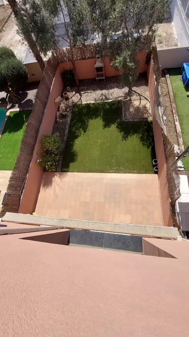 Jardín de Casa adosada en venta en Vilafranca del Penedès con Aire acondicionado, Calefacción y Jardín privado
