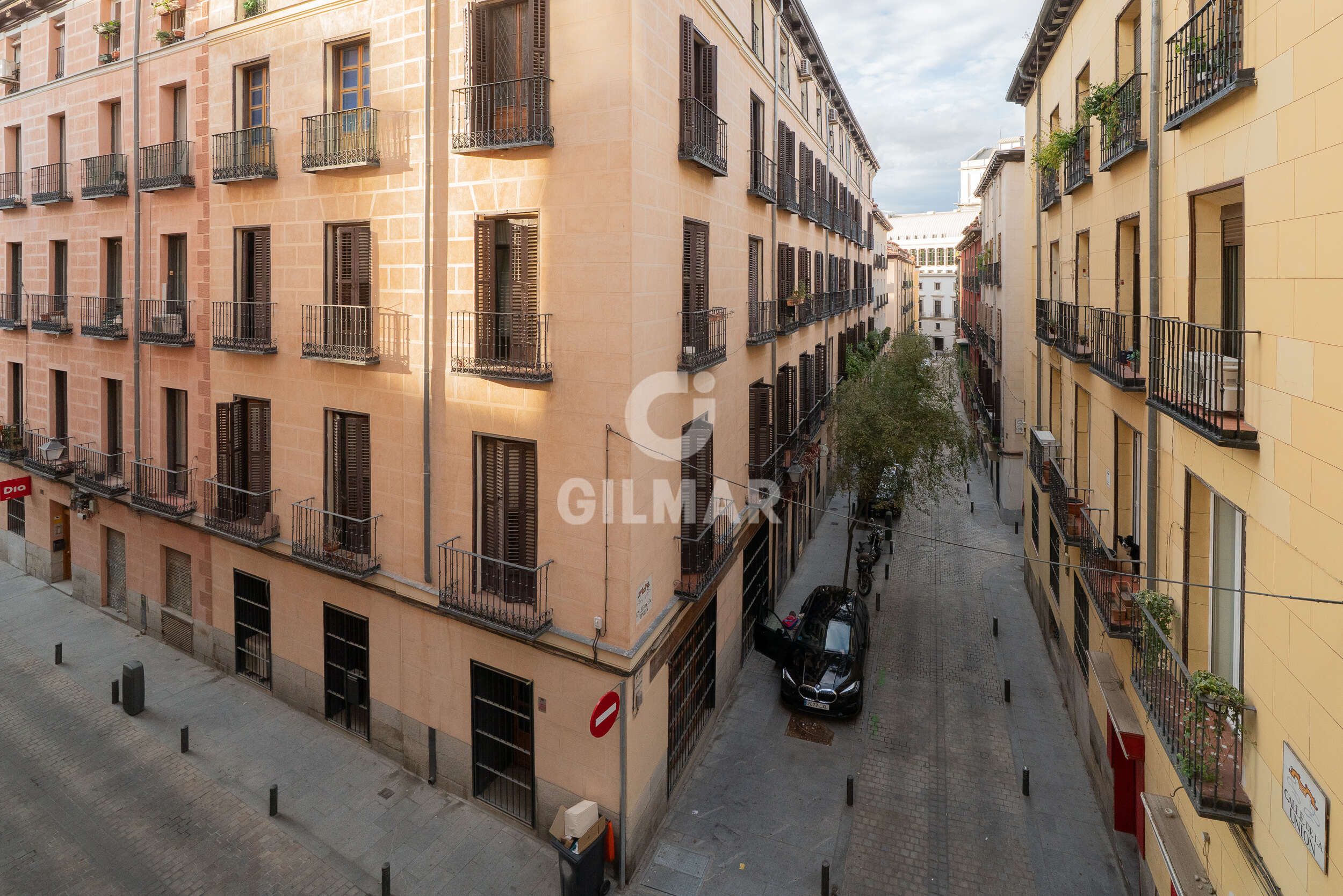 Vista exterior de Pis en venda en  Madrid Capital amb Calefacció