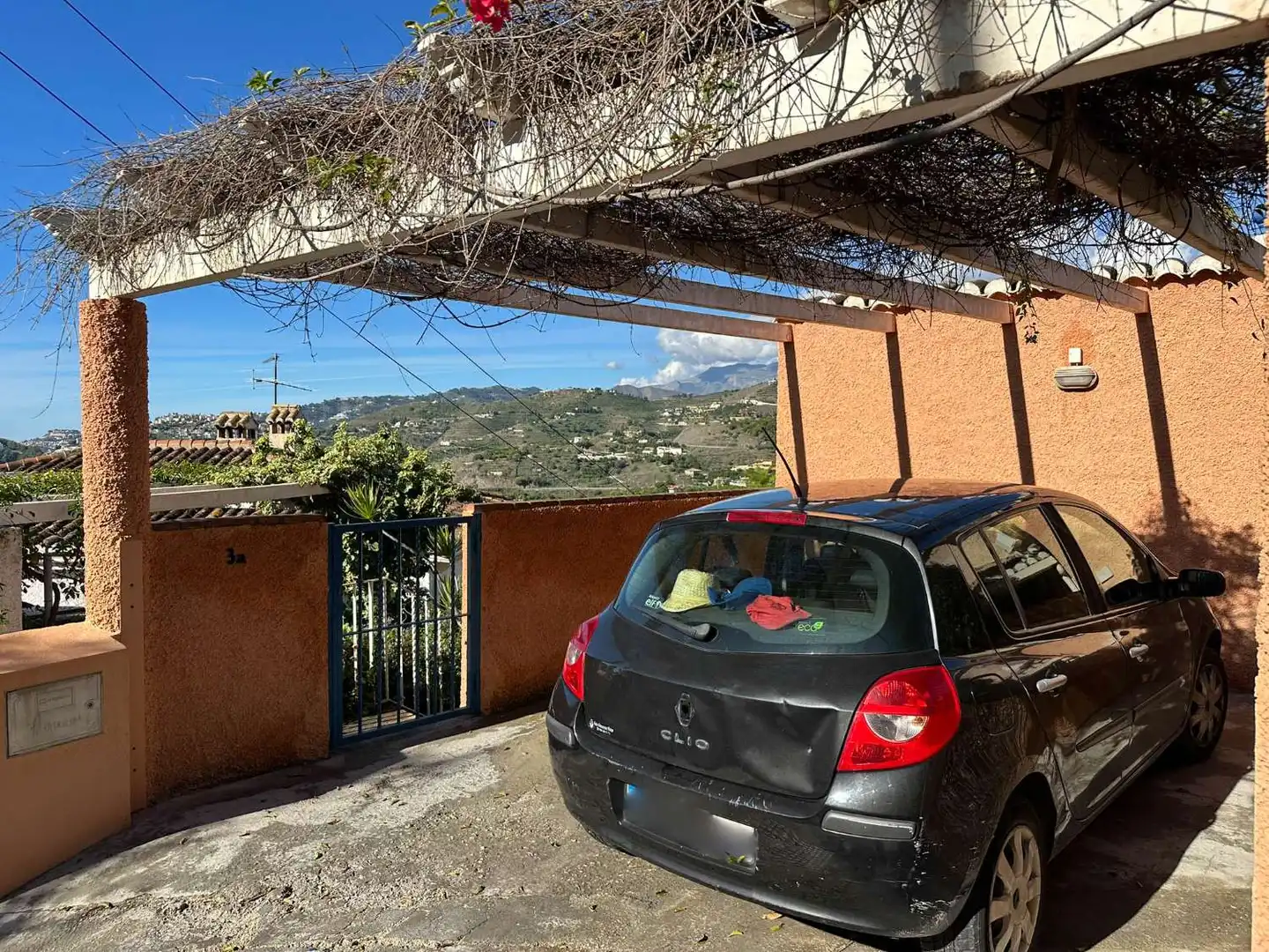 Vista exterior de Casa o chalet en venta en Almuñécar con Aire acondicionado, Calefacción y Terraza