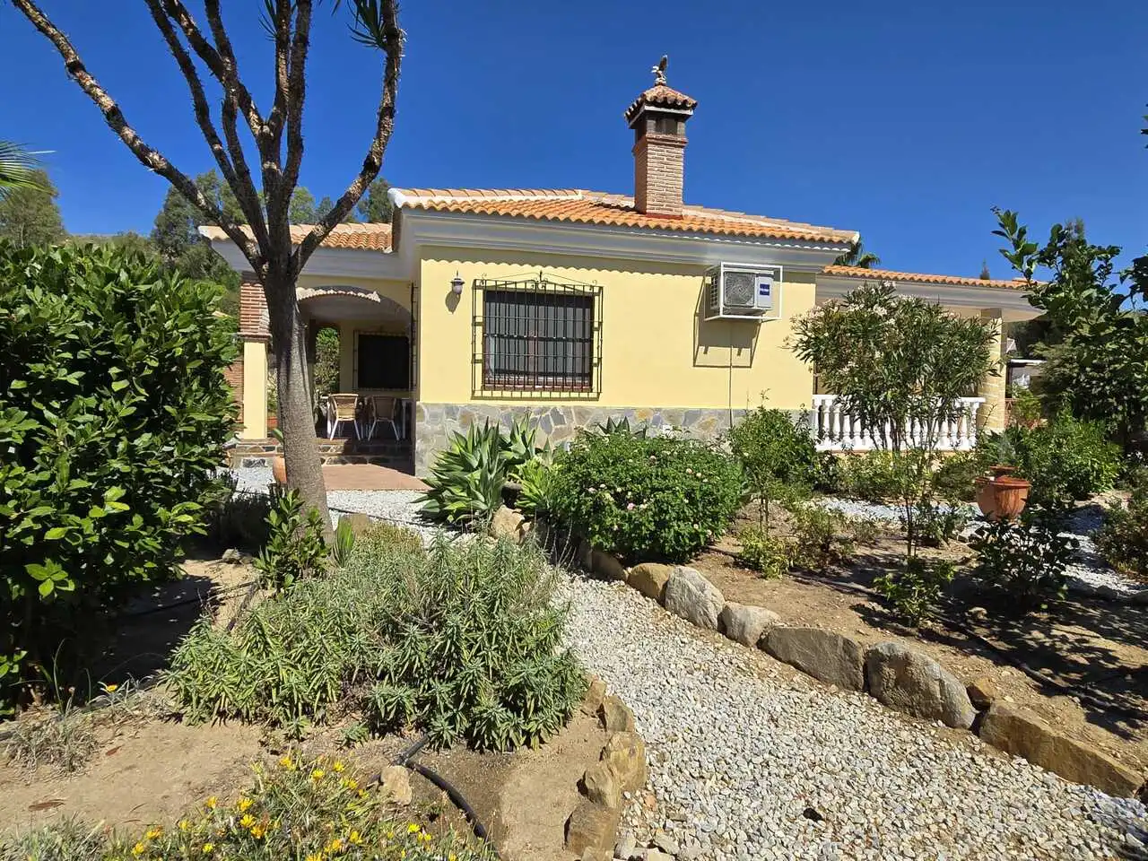 Casa con piscina en venta en Alcaucín, imagen 7